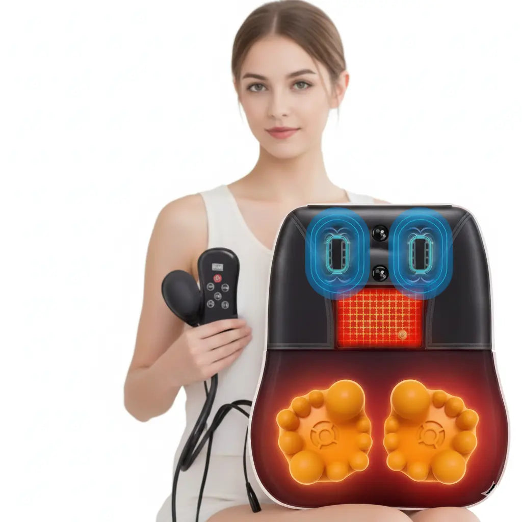 Imagen profesional de una mujer sosteniendo un masajeador Shiatsu ergonómico. La infografía muestra el interior del dispositivo con nodos de masaje naranjas iluminados por calor y un panel central infrarrojo, destacando la tecnología de amasamiento profundo para el alivio cervical y lumbar.